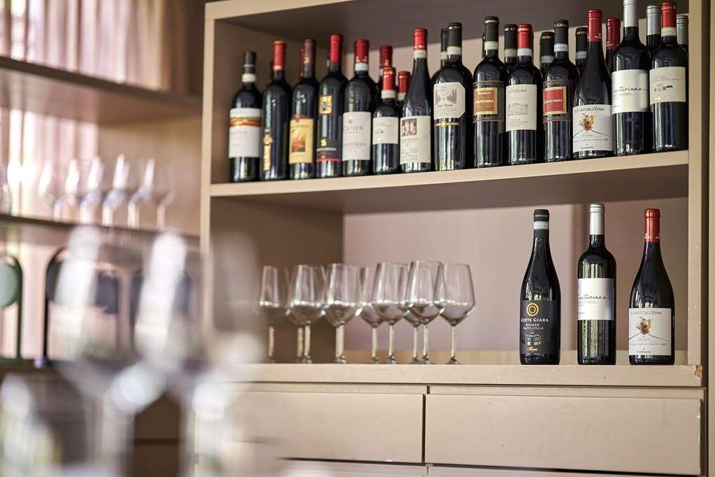 Una Hotels Bologna Fiera Restaurant photo
