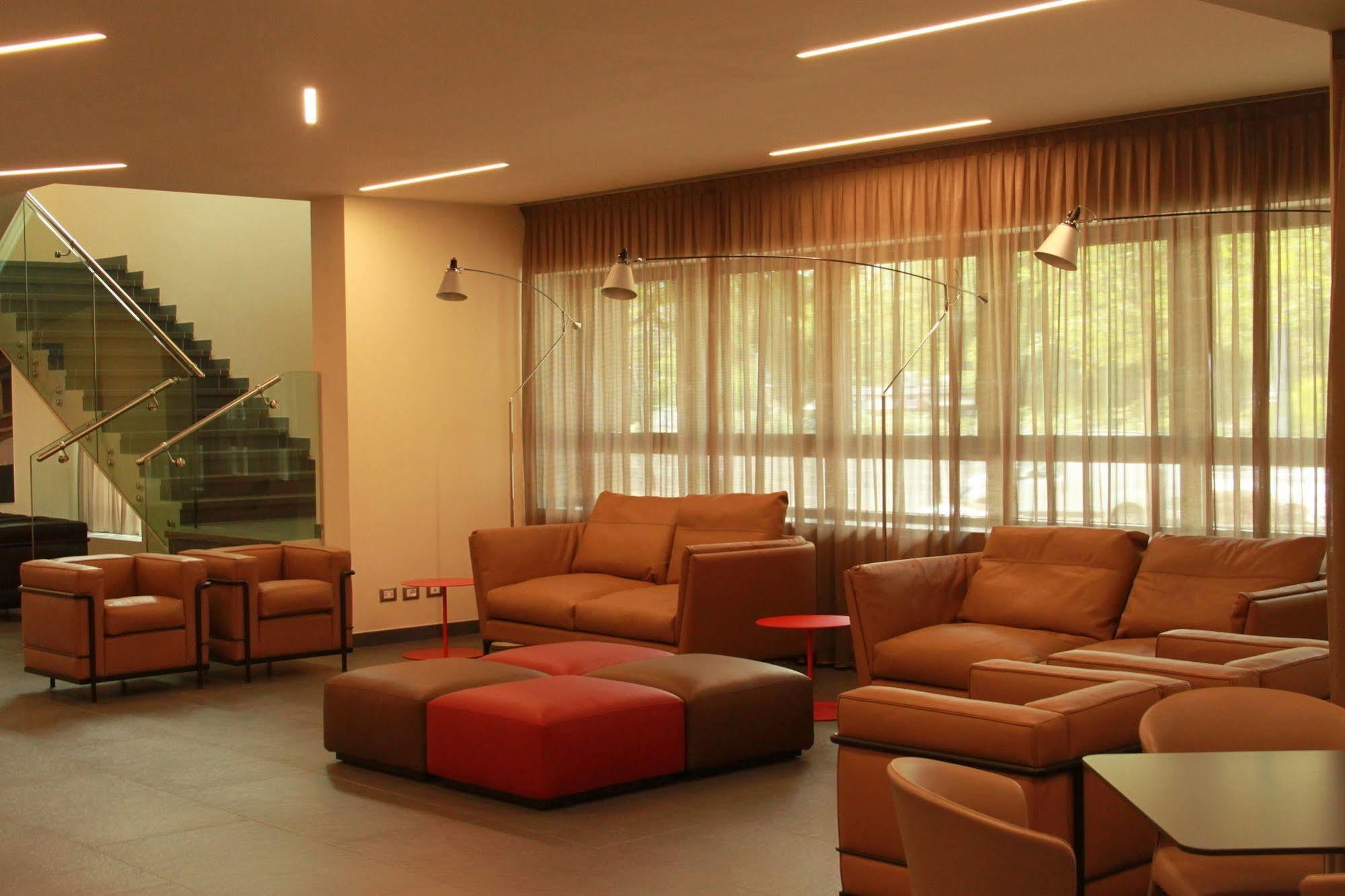 Una Hotels Bologna Fiera Exterior photo